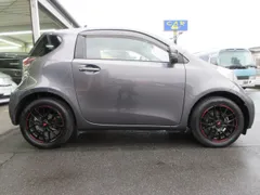 Toyota iQ