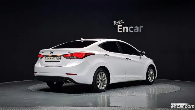 Hyundai Elantra (Avante)