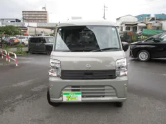 Nissan Clipper Van
