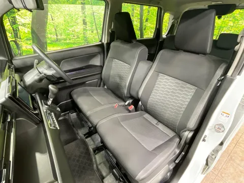 Suzuki Wagon R Stingray