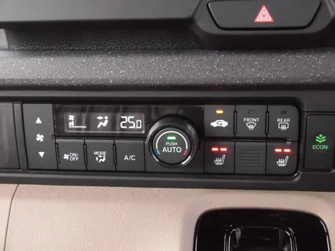 Honda N-BOX Joy