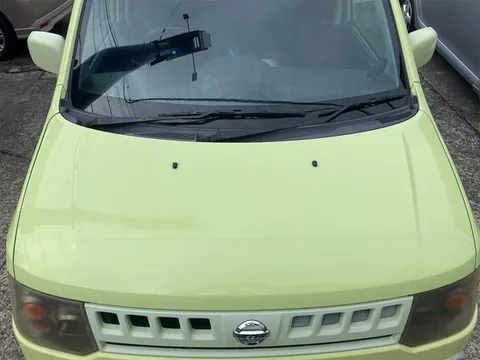Nissan Otti