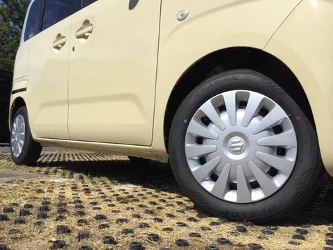 Suzuki Wagon R Smile