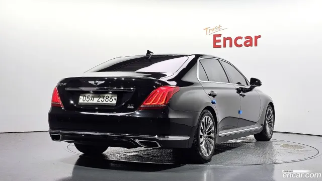 Genesis G90 (EQ900)