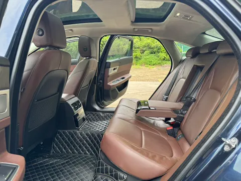 Jaguar XFL