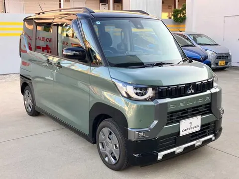 Mitsubishi Delica Mini