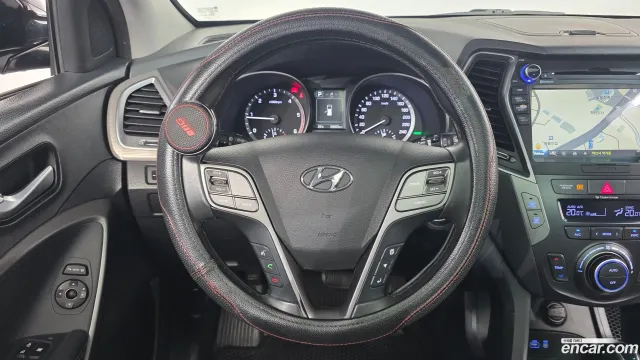 Hyundai Grand Santa Fe (Maxcruz)