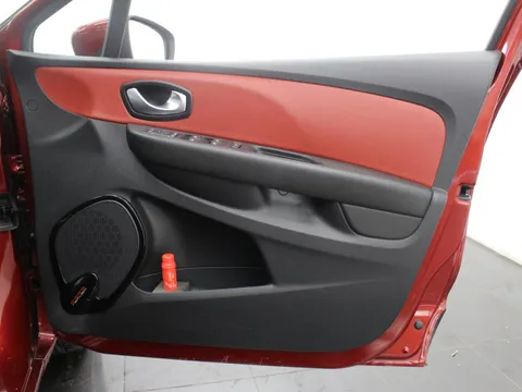 Renault Lutecia