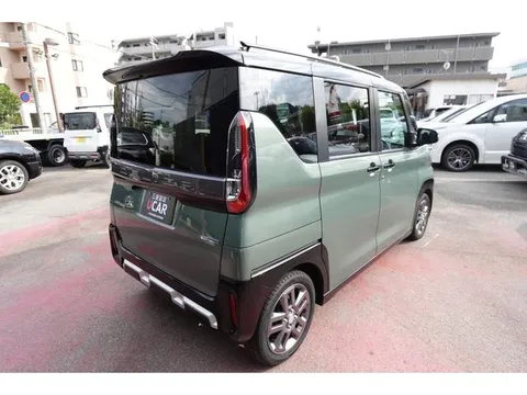 Mitsubishi Delica Mini