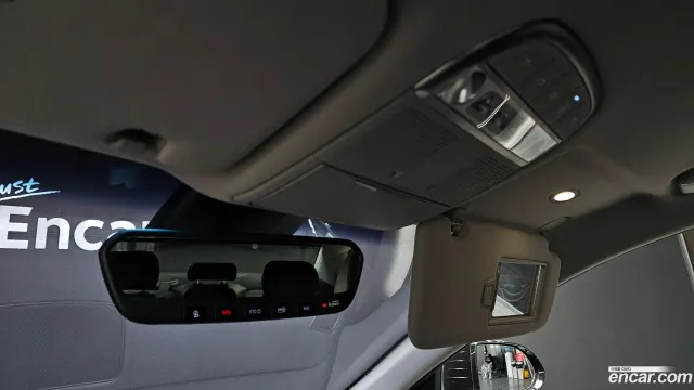 Genesis G90 (EQ900)