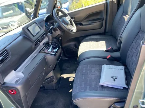 Mitsubishi Delica Mini