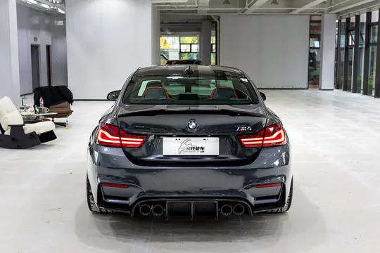 BMW M4