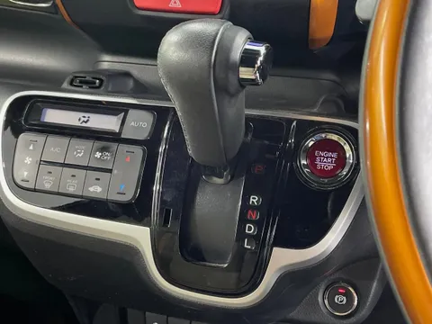 Honda N-BOX Slash