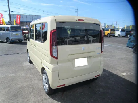 Suzuki Spacia