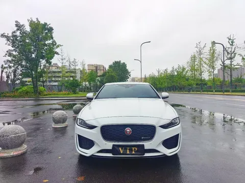 Jaguar XEL