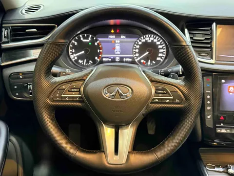 Infiniti QX50