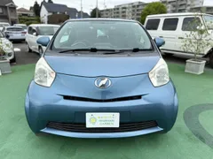 Toyota iQ