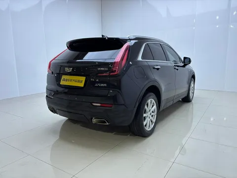 Cadillac XT4
