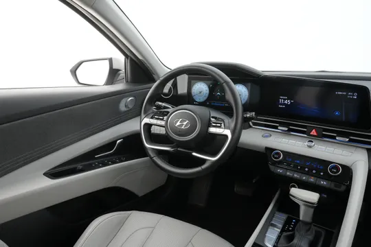 Hyundai Elantra (Avante)