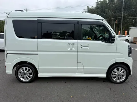 Nissan Clipper Rio