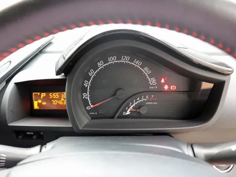 Toyota iQ