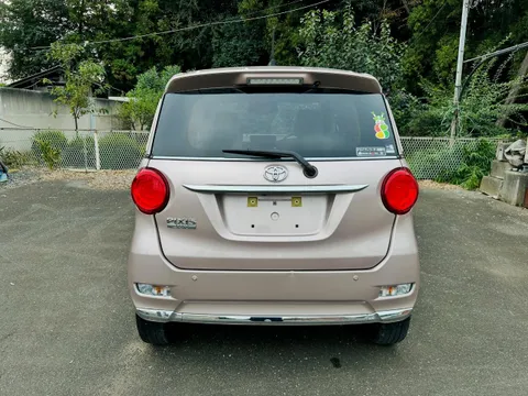 Toyota Pixis Joy