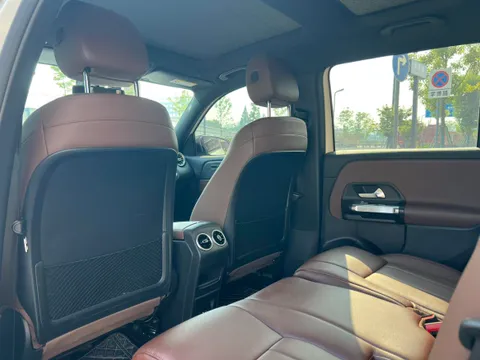 Mercedes-Benz Mercedes-Benz GLB