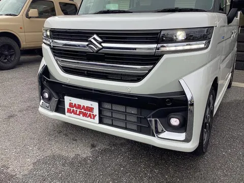 Suzuki Spacia