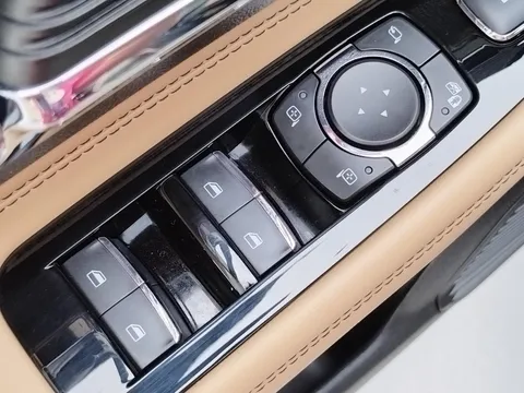 Lincoln Corsair