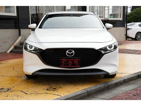Mazda MAZDA3 Fastback