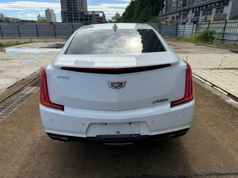 Cadillac XTS