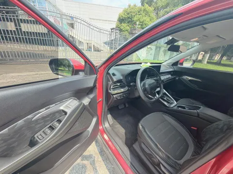 Baojun RS-3