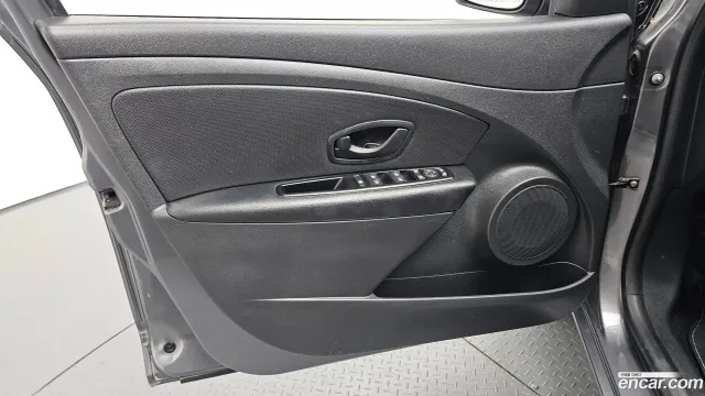 Renault SM3