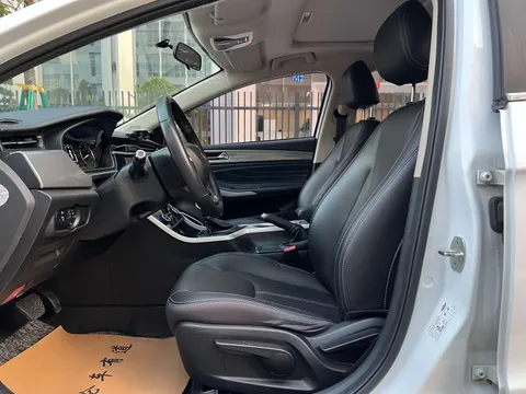 Chery Arrizo 5