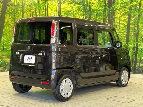 Suzuki Spacia