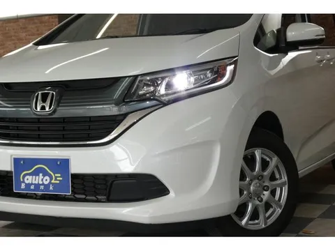 Honda Freed Plus