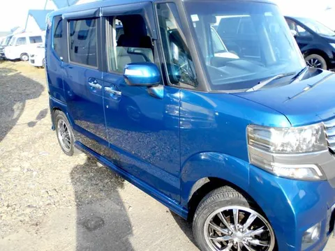 Honda N-BOX Plus Custom