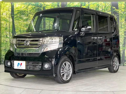 Honda N-BOX Custom