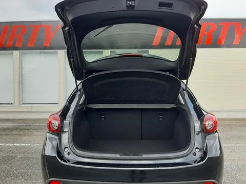 Mazda Axela Sport