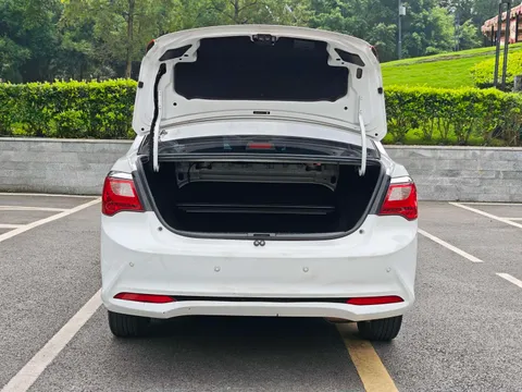 BYD F3