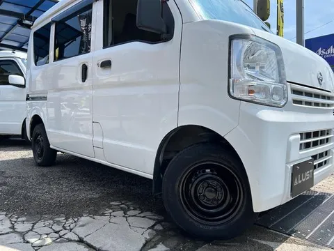 Nissan Clipper