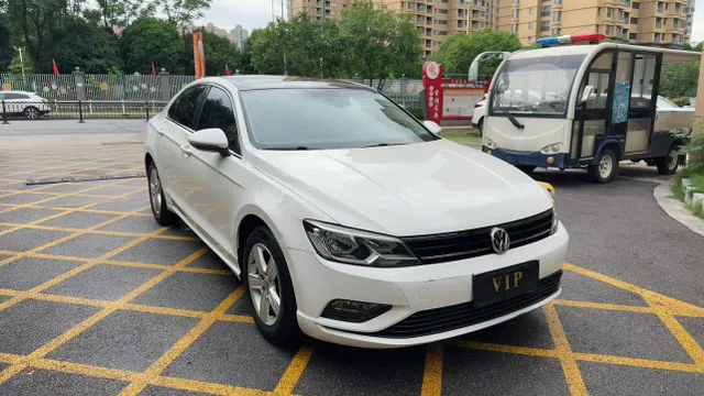Volkswagen Lamando