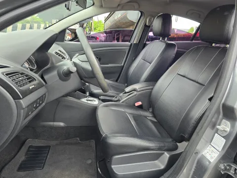 Renault SM3