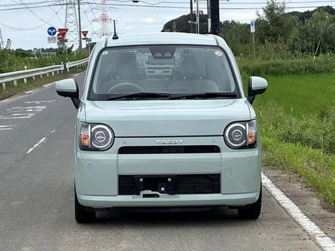 Daihatsu Mira Tocot