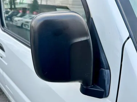 Mitsubishi Minicab Van