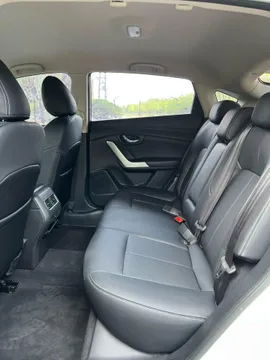 Venucia T90