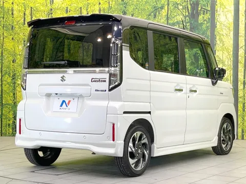 Suzuki Spacia Custom
