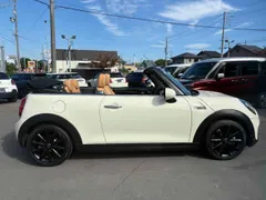 MINI Cooper Convertible