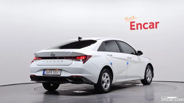 Hyundai Elantra (Avante)