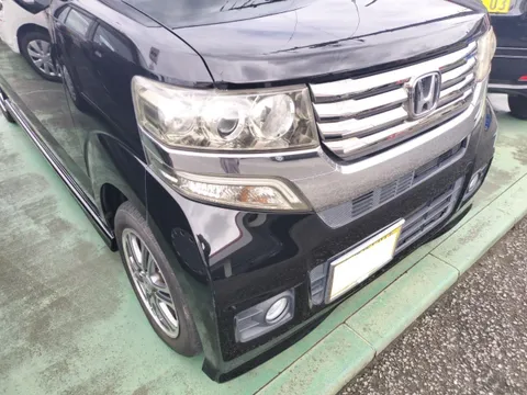 Honda N-BOX Custom